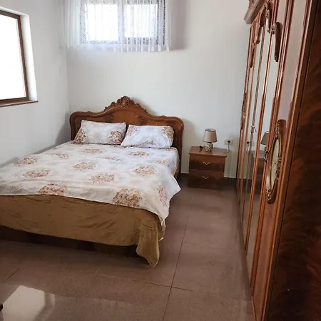 Private Durrës