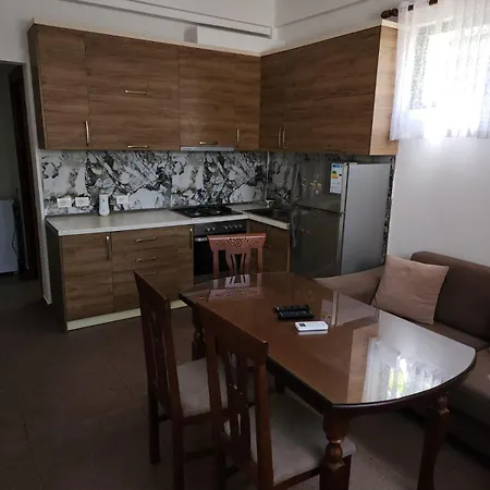 Private Durrës